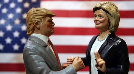 Dolls of Trump and Clinton